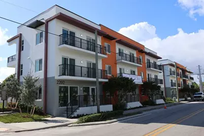 2202 N Tamarind Avenue #303, West Palm Beach, FL 33407 - Photo 1