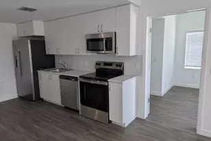 2202 N Tamarind Ave, West Palm Beach, FL 33407 - Photo 3