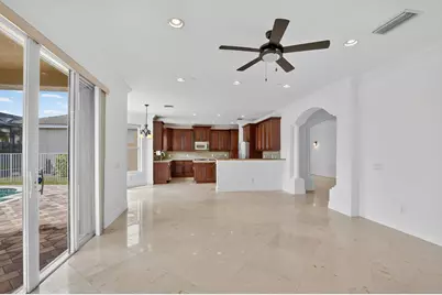 8326 Emerald Winds Circle, Boynton Beach, FL 33473 - Photo 11