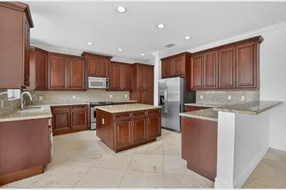 8326 Emerald Winds Circle, Boynton Beach, FL 33473 - Photo 13