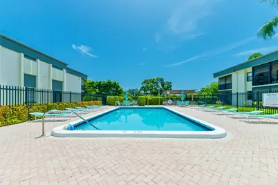 225 SE 10th Street #11D, Deerfield Beach, FL 33441 - Photo 27