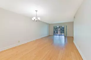 225 SE 10th St, Deerfield Beach, FL 33441 - Photo 3