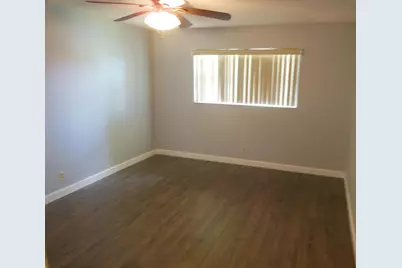 105 Lake Helen Drive, West Palm Beach, FL 33411 - Photo 11