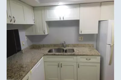 105 Lake Helen Drive, West Palm Beach, FL 33411 - Photo 7