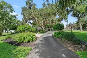 30139 Johnsons Point Rd, Leesburg, FL 34748 - Photo 15