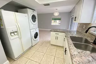 12366 SW 51st Pl, Cooper City, FL 33330 - Photo 9