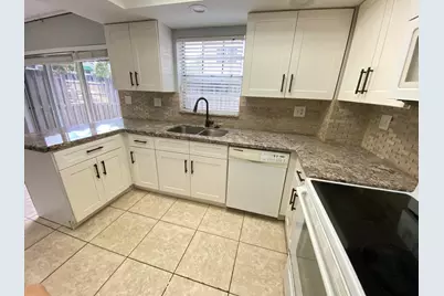 12366 SW 51st Place, Cooper City, FL 33330 - Photo 7
