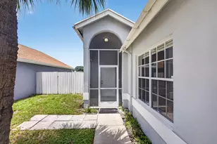 3871 Circle Lake Dr, West Palm Beach, FL 33417 - Photo 5