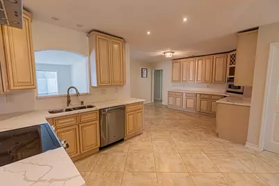471 SE Lamon Lane, Port Saint Lucie, FL 34983 - Photo 5