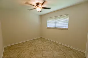471 SE Lamon Ln, Port Saint Lucie, FL 34983 - Photo 19