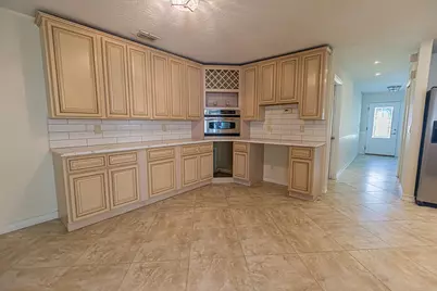 471 SE Lamon Lane, Port Saint Lucie, FL 34983 - Photo 9