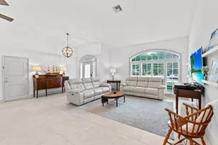 10223 Hunt Club Ln, Palm Beach Gardens, FL 33418 - Photo 9