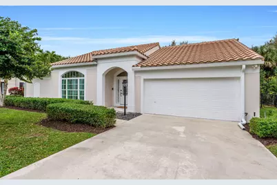 10223 Hunt Club Lane, Palm Beach Gardens, FL 33418 - Photo 3