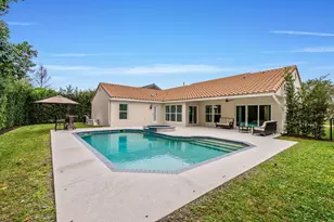 10223 Hunt Club Ln, Palm Beach Gardens, FL 33418 - Photo 47