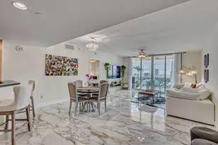 2640 Lake Shore Dr, Riviera Beach, FL 33404 - Photo 9