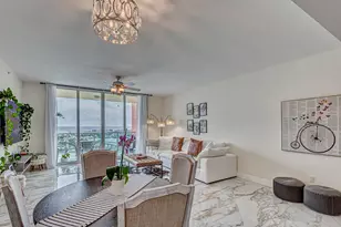 2640 Lake Shore Dr, Riviera Beach, FL 33404 - Photo 17