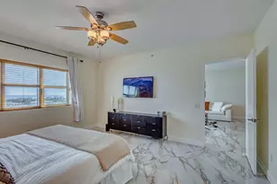 2640 Lake Shore Dr, Riviera Beach, FL 33404 - Photo 27