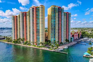 2640 Lake Shore Dr, Riviera Beach, FL 33404 - Photo 21