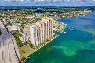 2640 Lake Shore Dr, Riviera Beach, FL 33404 - Photo 15