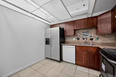 4172 Inverrary Drive #309, Lauderhill, FL 33319 - Photo 9