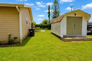 91 SW 21st Terrace, Okeechobee, FL 34974 - Photo 3