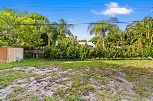 1446 W Jennings St, Lantana, FL 33462 - Photo 13