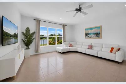 143 Isle Verde Way, Palm Beach Gardens, FL 33418 - Photo 3