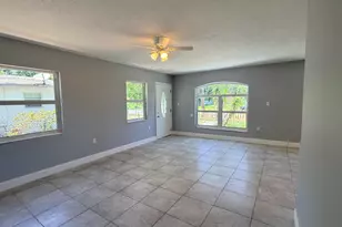 607 N 19th St, Fort Pierce, FL 34950 - Photo 3