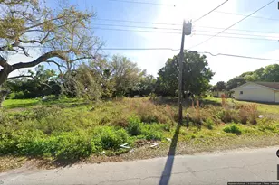 1009 SW 15th Street NE, Okeechobee, FL 34974 - Photo 1