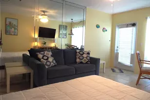 605 N Riverside Dr, Pompano Beach, FL 33062 - Photo 9