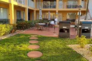 605 N Riverside Dr, Pompano Beach, FL 33062 - Photo 3