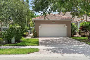 2901 E Aragon Blvd, Sunrise, FL 33313 - Photo 1