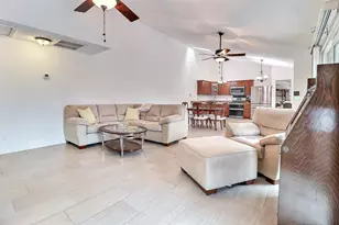5796 Golden Eagle Cir, Palm Beach Gardens, FL 33418 - Photo 7