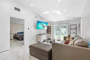 2001 N 22nd Ave, Hollywood, FL 33020 - Photo 3