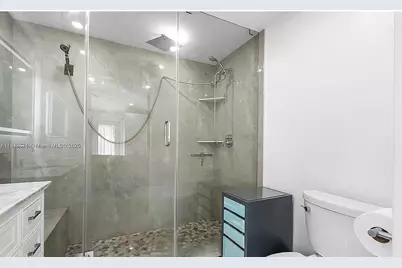 2001 N 22nd Avenue, Hollywood, FL 33020 - Photo 11