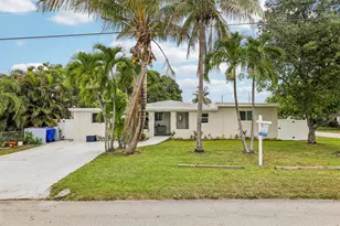 2001 N 22nd Ave, Hollywood, FL 33020 - Photo 1