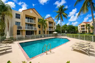 2721 Ocean Club Blvd, Hollywood, FL 33019 - Photo 9