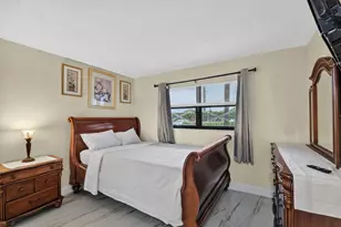 2101 W Woolbright Rd, Boynton Beach, FL 33426 - Photo 23