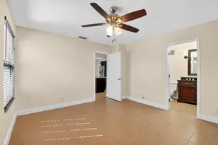 18 Crossings Cir, Boynton Beach, FL 33435 - Photo 27