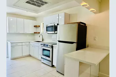 2425 Pierce Street, Hollywood, FL 33020 - Photo 1