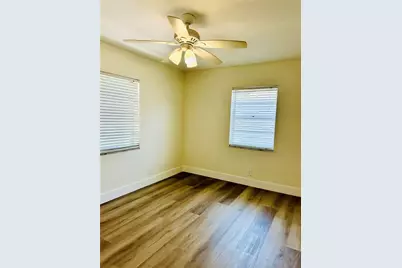 2425 Pierce Street, Hollywood, FL 33020 - Photo 7