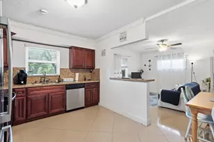 1914 Sheridan St, Hollywood, FL 33020 - Photo 1