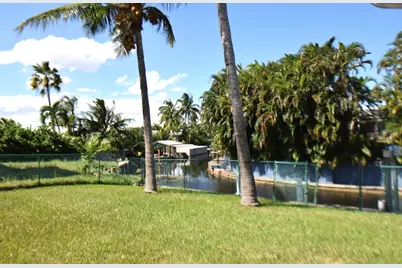 2215 Hypoluxo Road, Lake Worth, FL 33462 - Photo 3