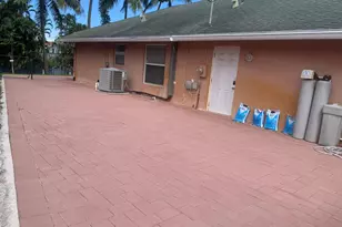 2215 Hypoluxo Rd, Lake Worth, FL 33462 - Photo 31