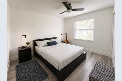 111 Camelot Court, Royal Palm Beach, FL 33411 - Photo 21