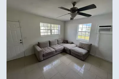 1042 Foster Road #1-2, Hallandale Beach, FL 33009 - Photo 7