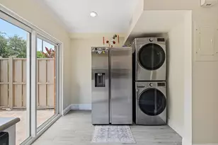 47 NE 20th Ct, Wilton Manors, FL 33305 - Photo 13