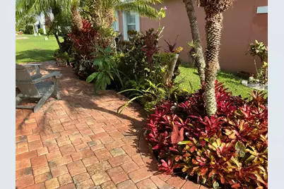 6156 Alexandria Circle, Fort Pierce, FL 34982 - Photo 5
