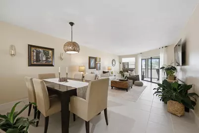 7232 Fairfax Drive #205, Tamarac, FL 33321 - Photo 9