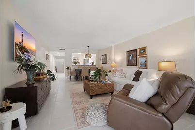 7232 Fairfax Drive #205, Tamarac, FL 33321 - Photo 7